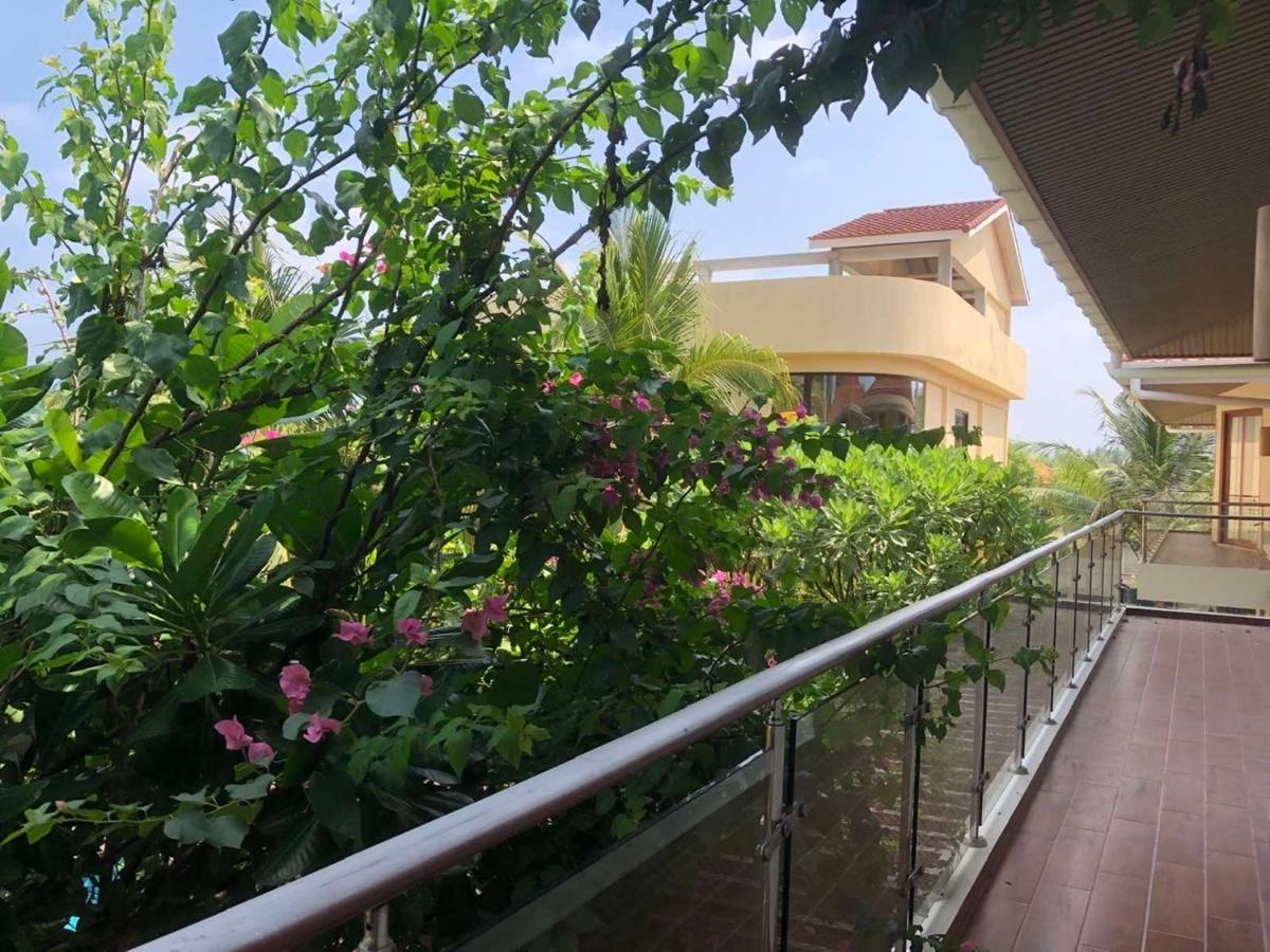 Viluveli Holiday Retreat Hanimaadhoo Island Exterior photo