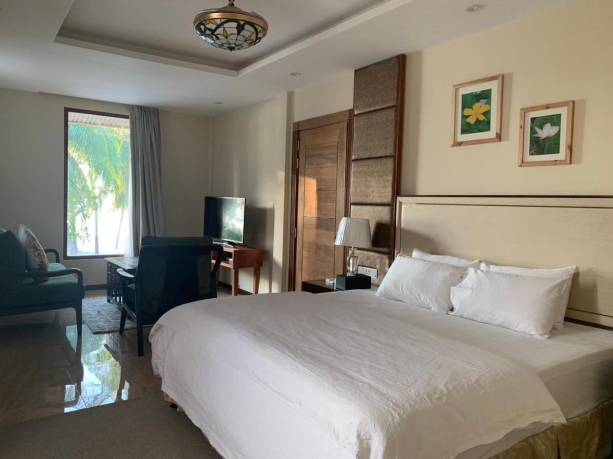 Viluveli Holiday Retreat Hanimaadhoo Island Exterior photo
